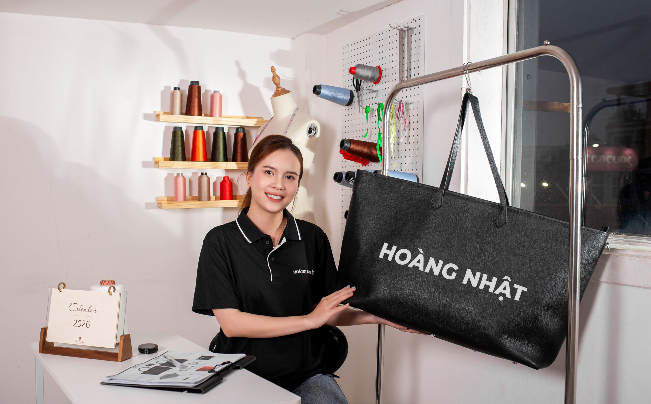Máy móc sản xuất hiện đại công nghệ cao